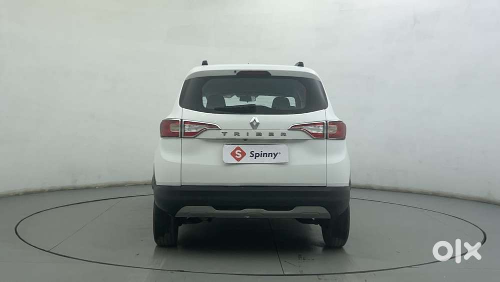 Renault Triber Rxz, 2022, Petrol