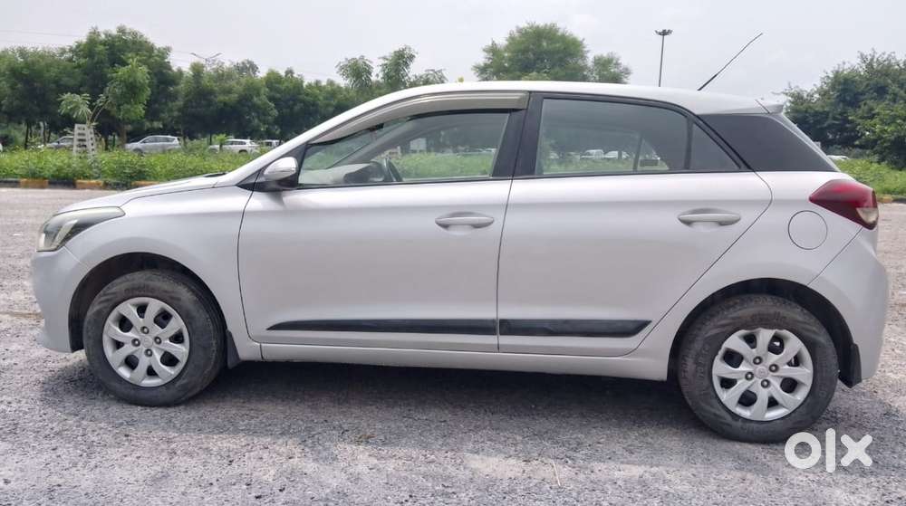 Hyundai I20 Sportz 1.2 Bs-iv, 2017, Petrol