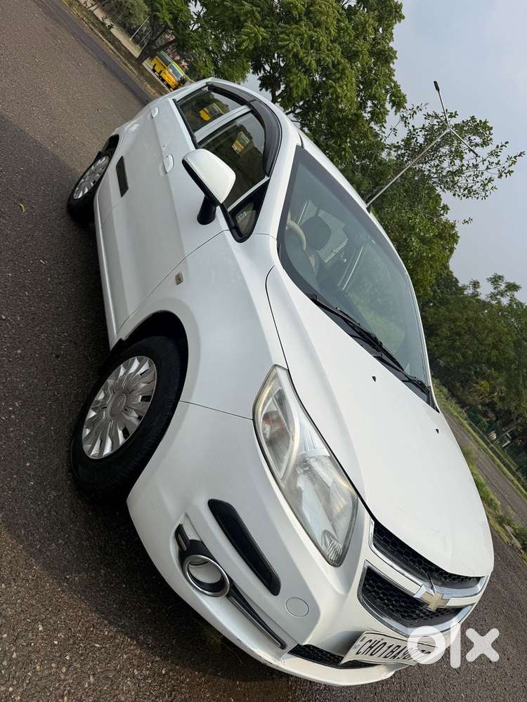 Chevrolet Sail U-va, 2014, Petrol