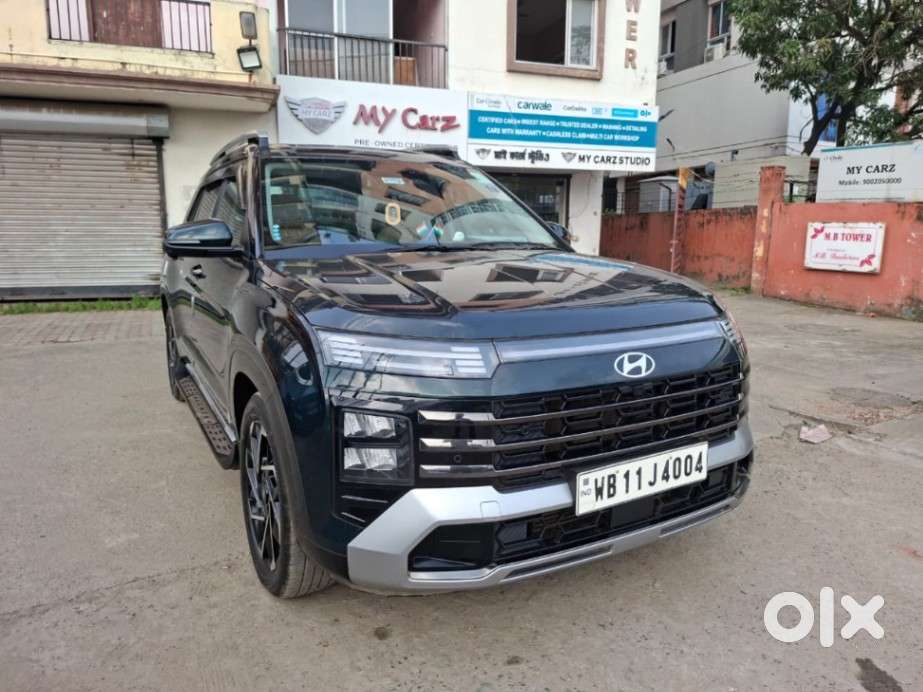 Hyundai Alcazar Platinum, 2025, Petrol