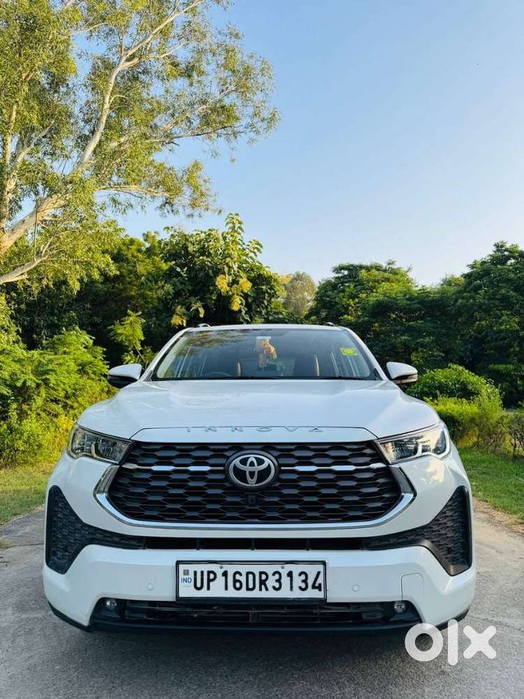 Toyota Innova Hycross 2.0 Vx Hybrid 7 Str, 2023, Petrol