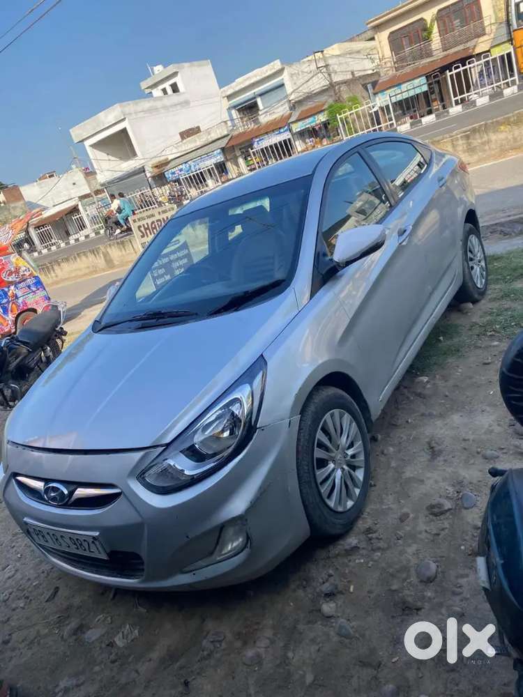 Hyundai Verna 1.6 Crdi 2011