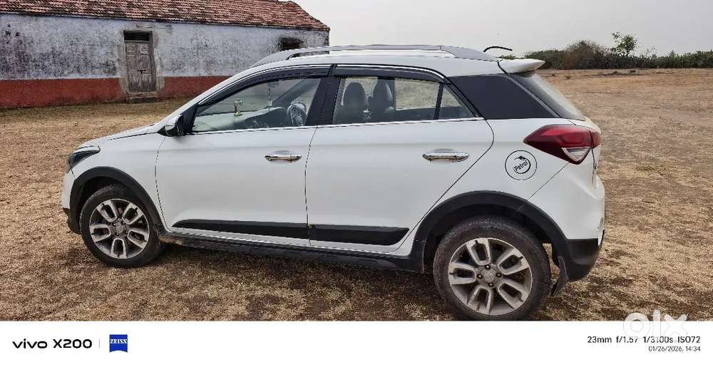 Hyundai I20 Active 2018 Petrol Well Maintained