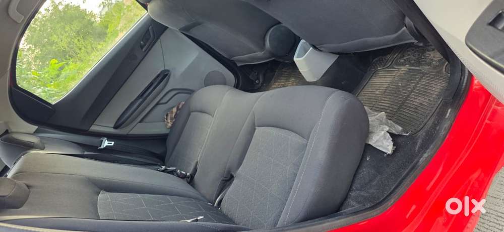 Tata Tiago 1.2 Revotron Xt, 2024, Petrol