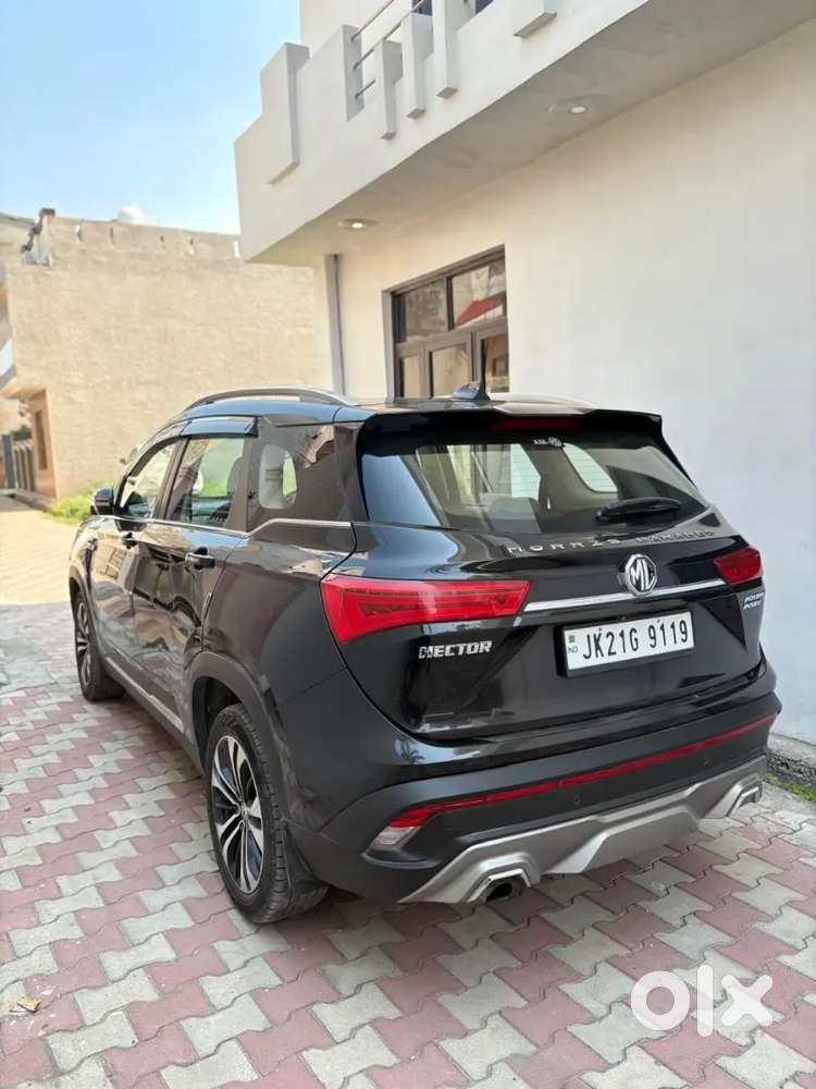 Mg Hector Sharp Top Model 2021 Petrol 1.5 Cvt  New Like Condition