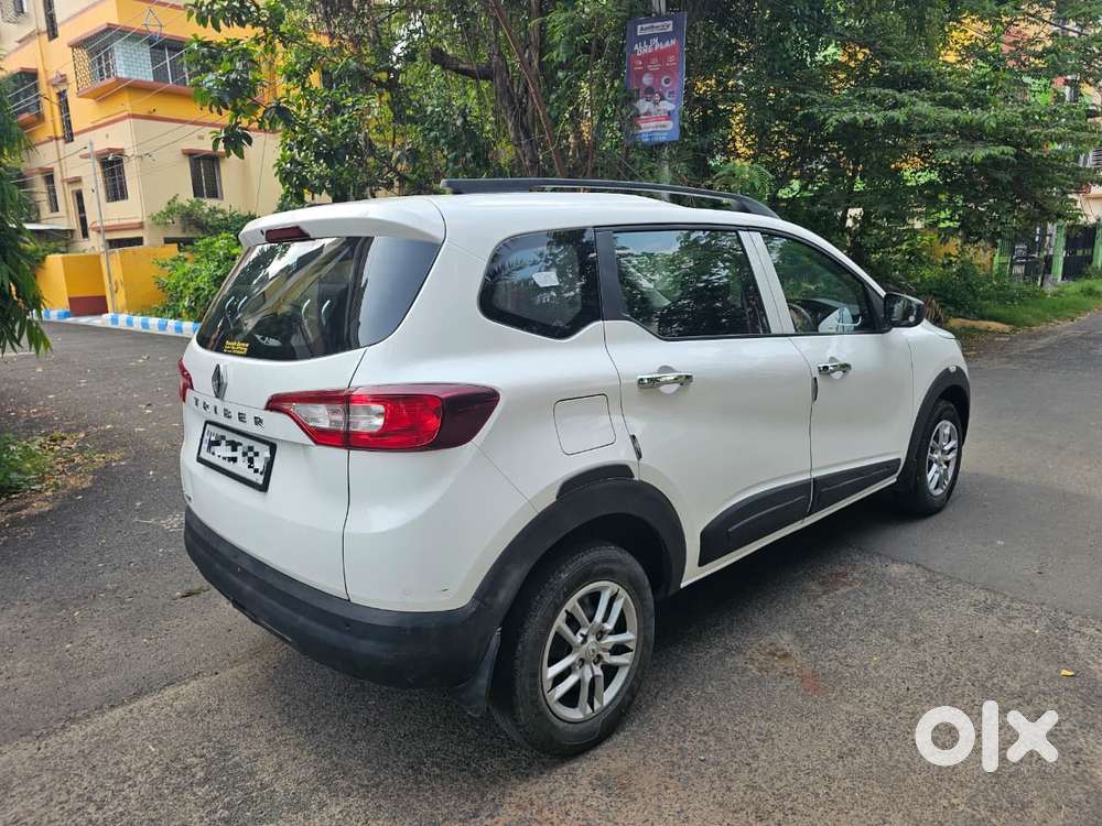 Renault Triber Rxl, 2022, Petrol