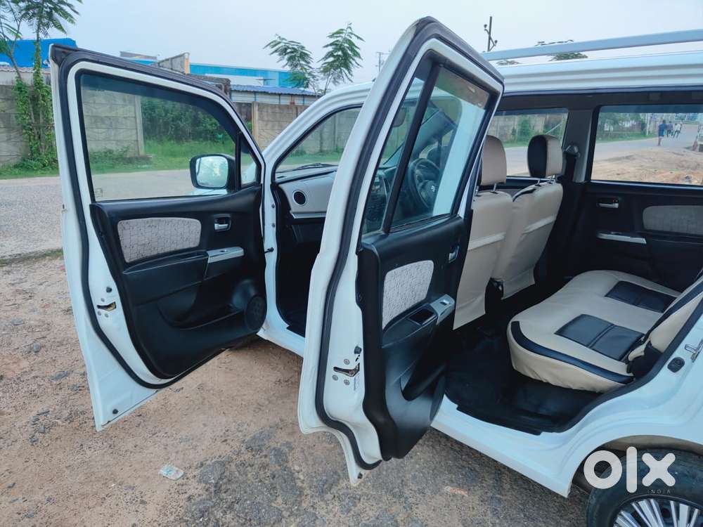 Maruti Suzuki Wagon R Vxi, 2017, Petrol