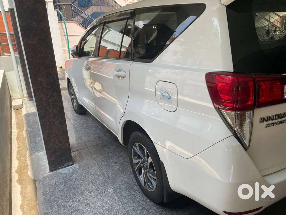 2022 Innova Cyrsta For Sale 59k Kms Run Only