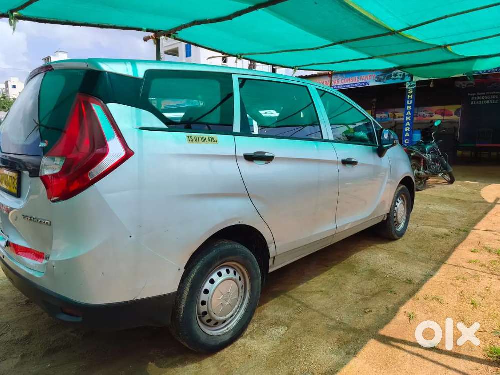 Mahindra Marazzo M4 2019 Diesel Manual