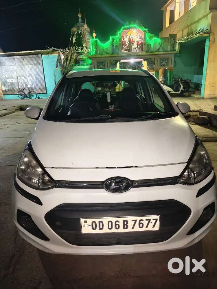 Hyundai Grand I10 2015 Diesel 95000 Km Driven
