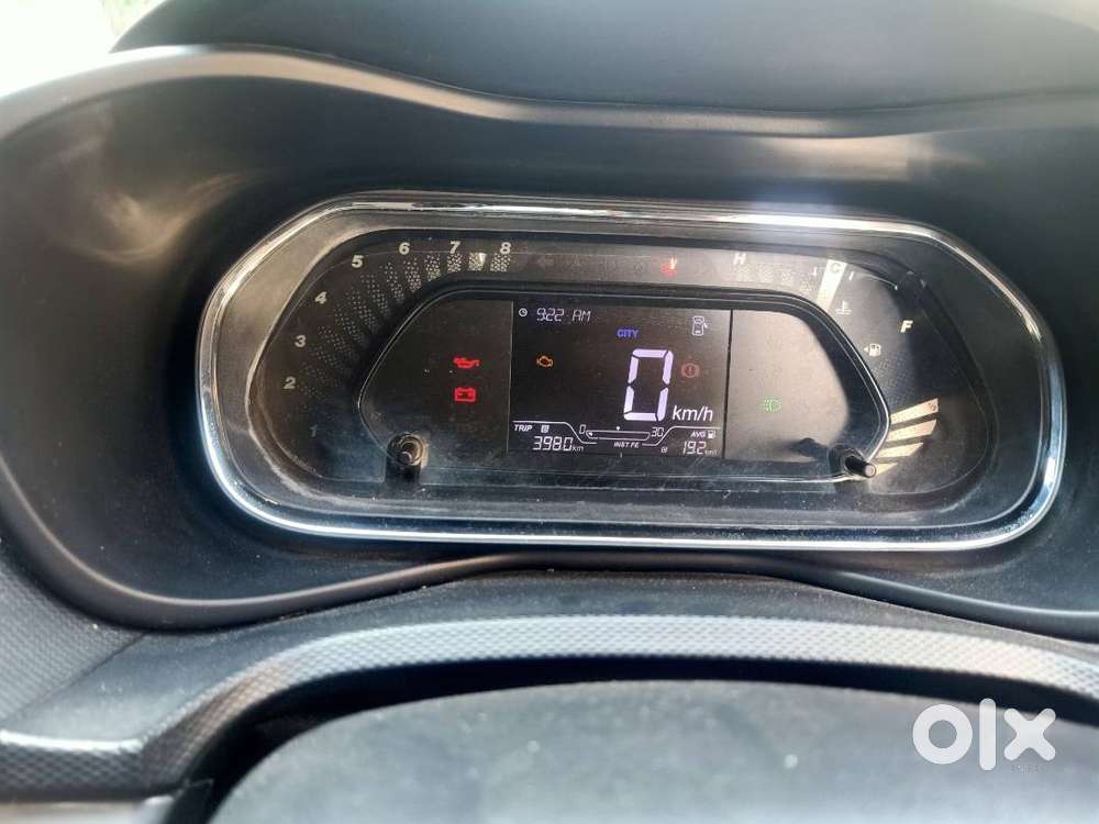 Tata Nexon 2020 Xe Petrol