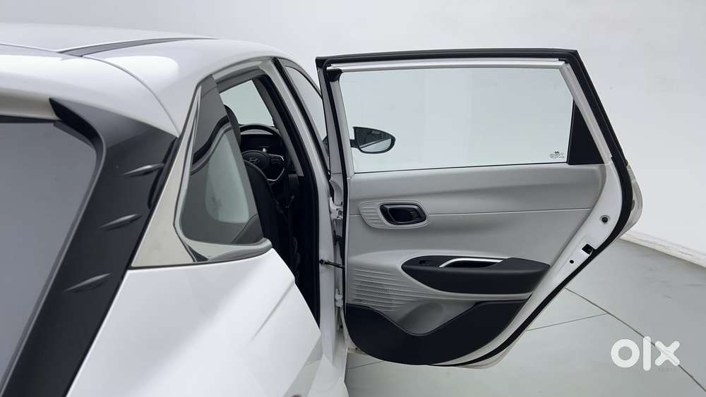 Hyundai New I20 1.2 Asta (o) Ivt, 2024, Petrol