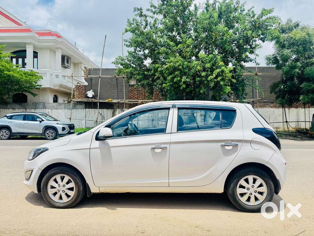 Hyundai I20 Sportz 1.2 Bs-iv, 2012, Diesel