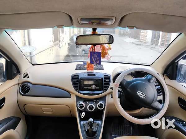 Hyundai Grand i10 2011 Petrol Well Maintained
