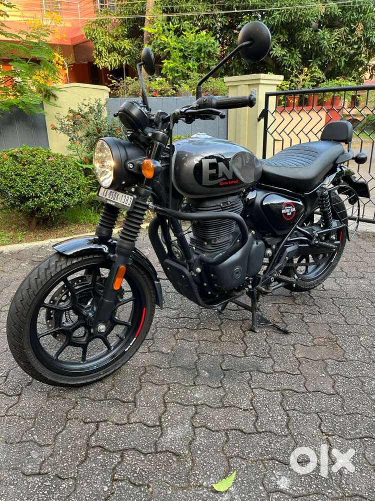 ROYAL ENFIELD HUNTER 350cc km just 1000 driven one year old 2025/26