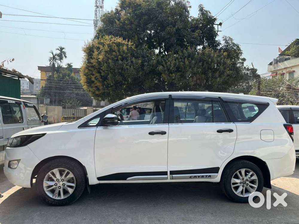 Toyota Innova Crysta 2.4 Gx Mt 8s, 2019, Diesel