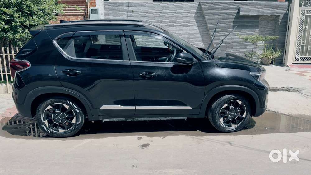 Kia Sonet Petrol Manual 2025 With Dual Tone, Extented Warranty
