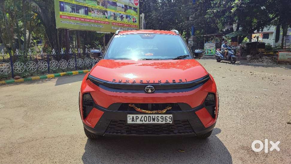 Tata Nexon Pure (s) 1.2 Petrol 6amt, 2024, Petrol
