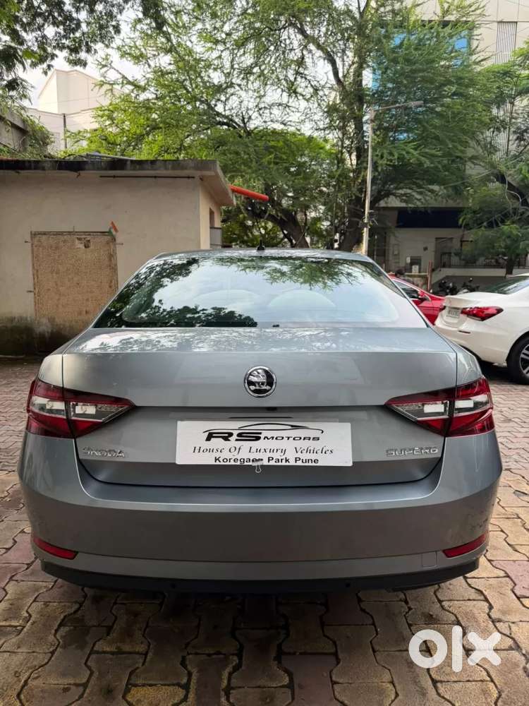 Skoda Superb 2.0 L&k Tsi At, 2019, Petrol