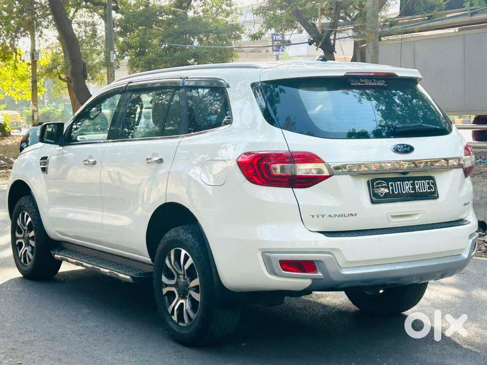 Ford Endeavour Titanium Plus 4x4 At, 2020