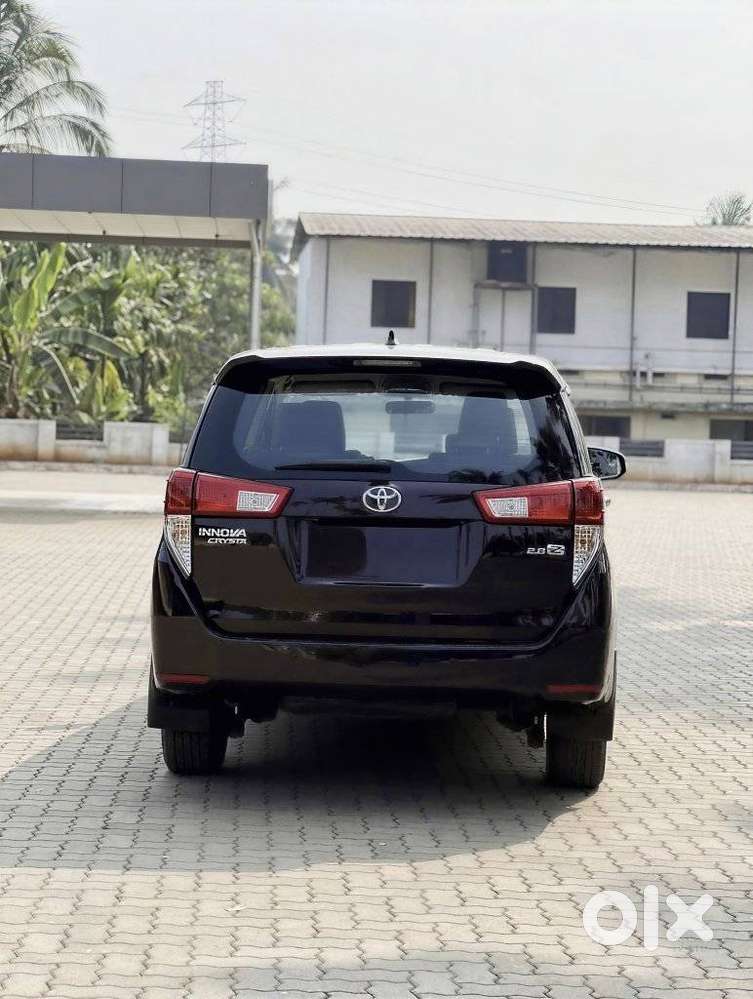 Toyota Innova Crysta 2.8 Z, 2016, Diesel