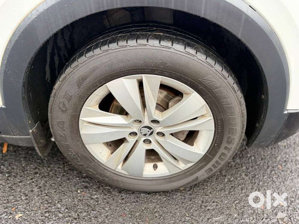 Skoda Kushaq 1.0 Tsi Ambition, 2022, Petrol