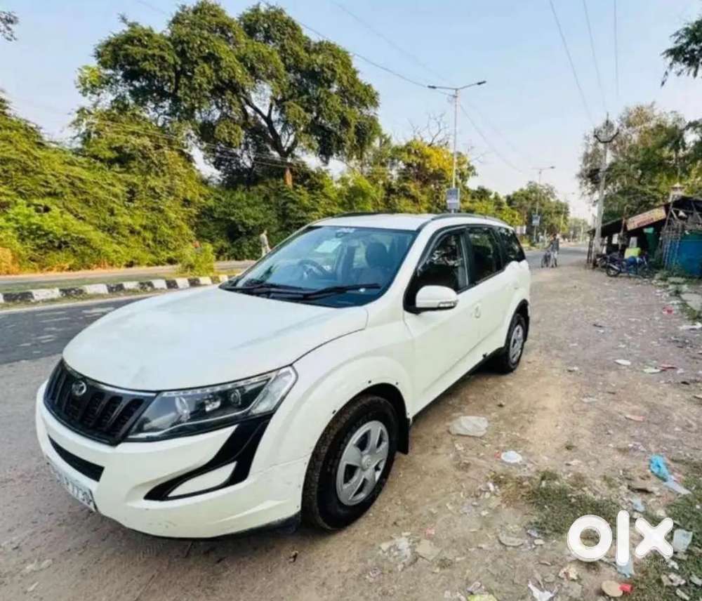 Mahindra Xuv500 2017 Model 2nd Owner