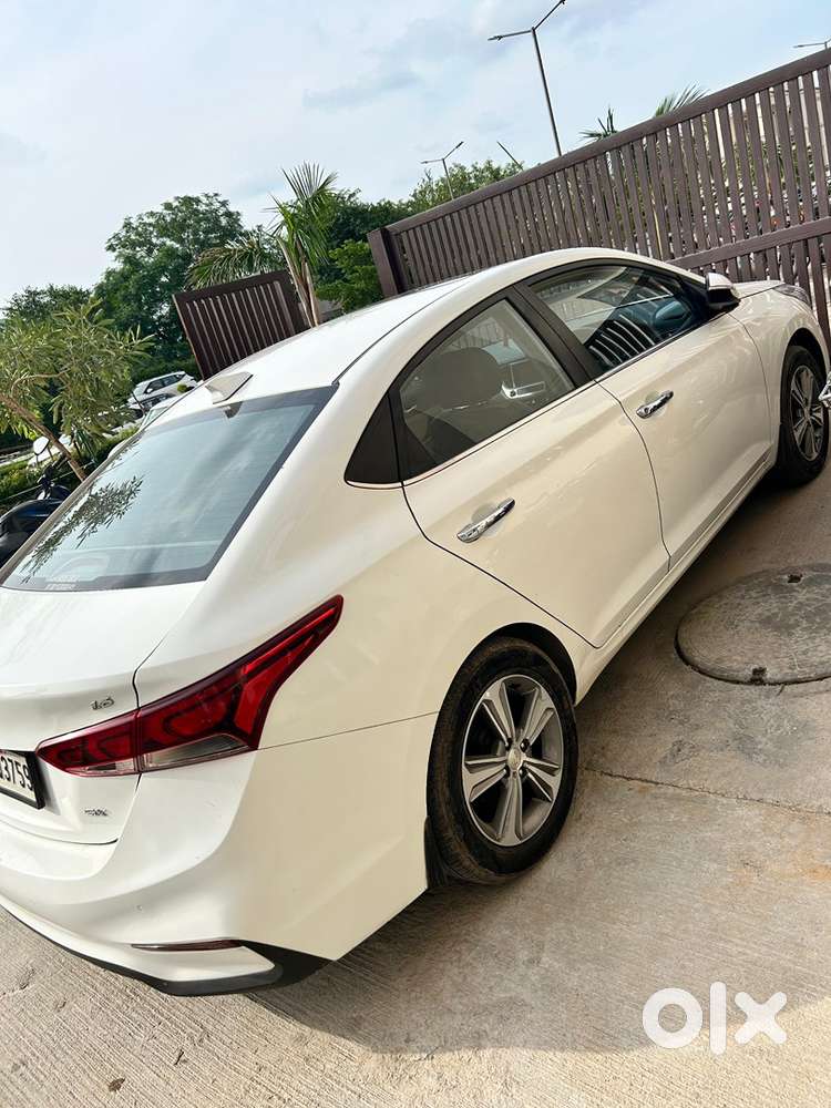 Hyundai Verna Cng & Hybrids Well Maintained