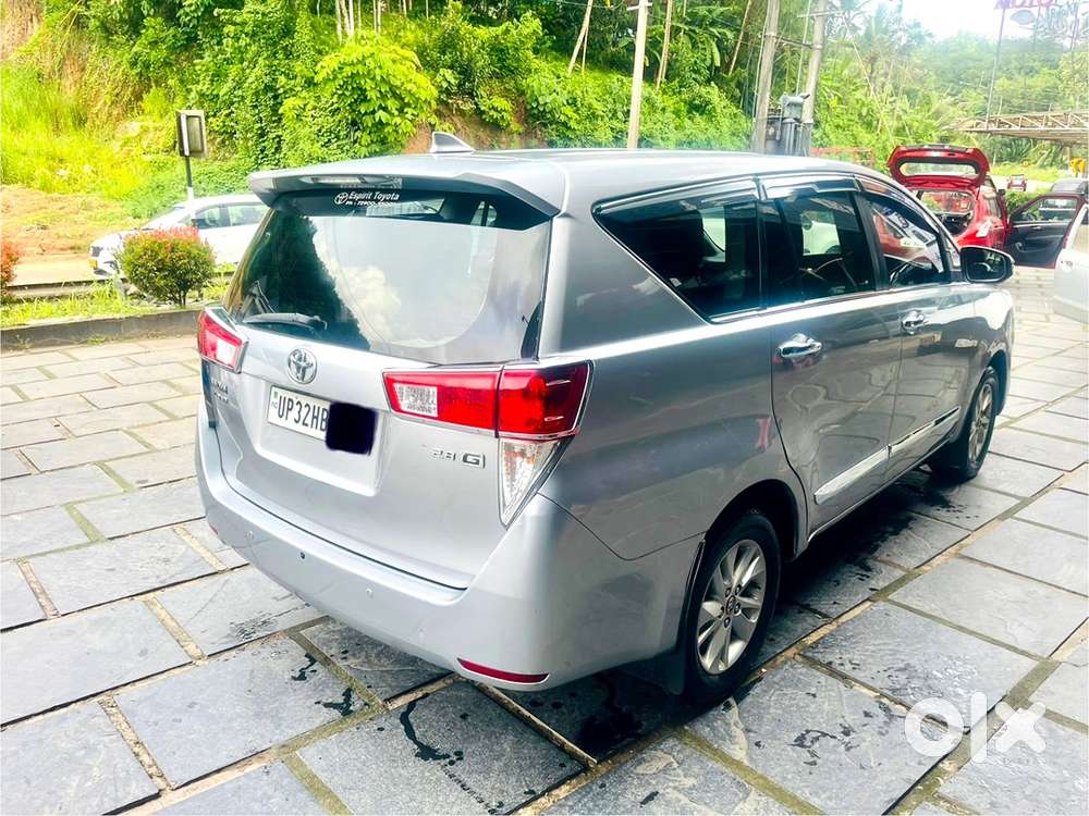 Toyota Innova Crysta 2016