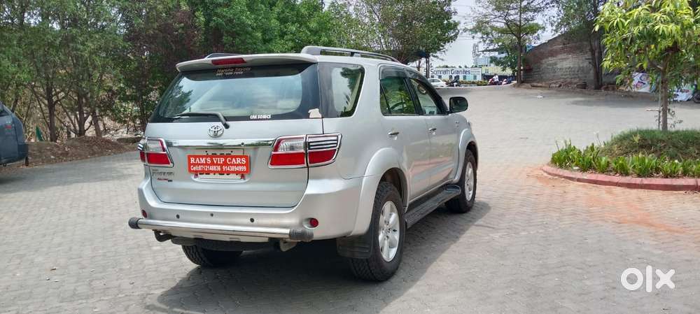 Toyota Fortuner 3.0 4x4 Manual, 2011, Diesel