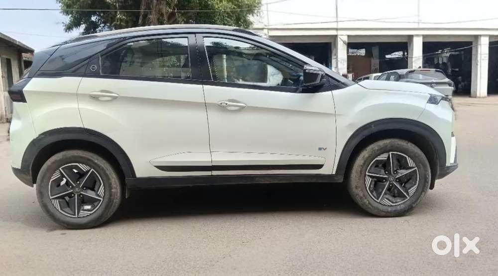 Tata Nexon Ev Xz Plus Lux, 2023, Electric