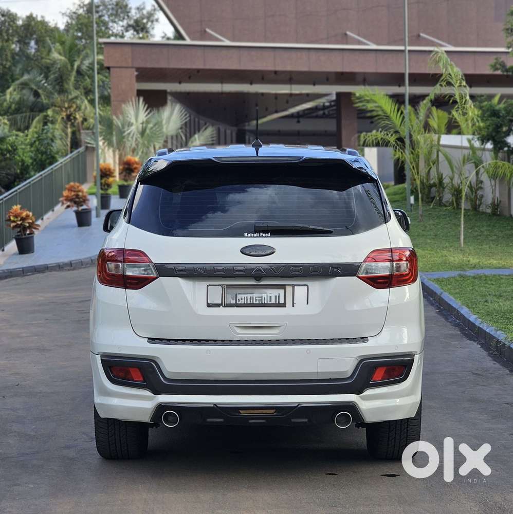 Ford Endeavour 3.2 Titanium 4x4 At, 2017, Diesel
