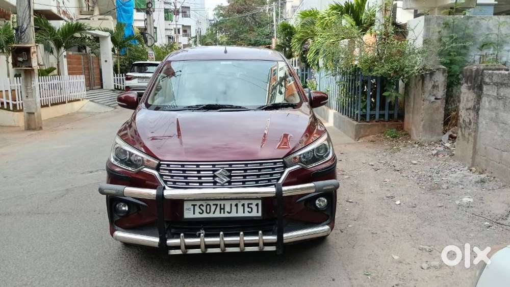 Maruti Suzuki Ertiga Zxi At Petrol, 2020, Petrol
