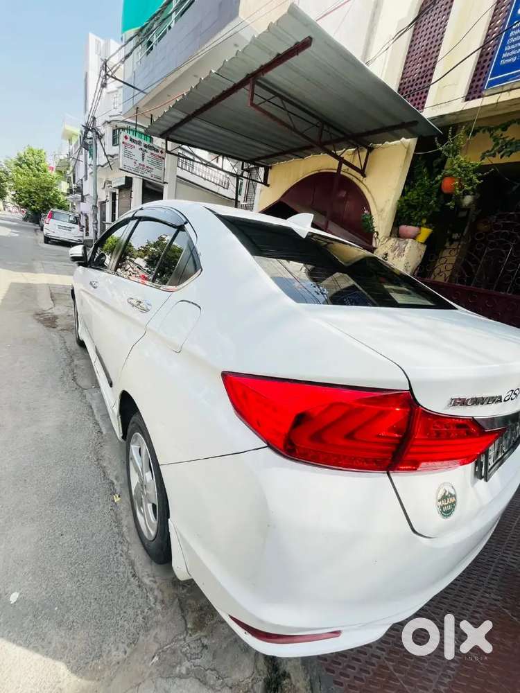 Honda City Very Less Driven ,vip Number ,doctor's Car Ready For Sale