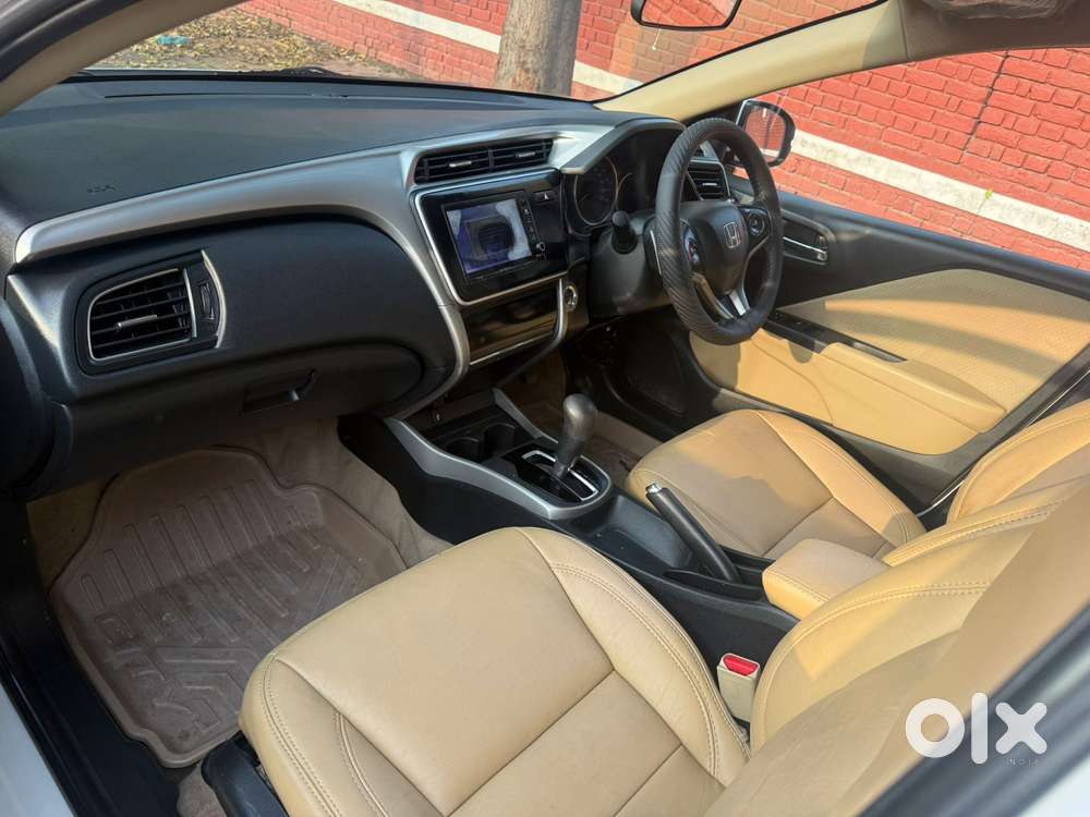 Honda City V At I-vtec, 2018, Petrol
