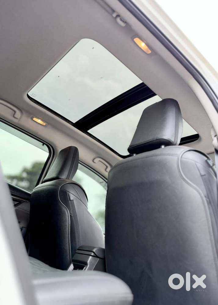 Toyota Urban Cruiser Hyryder 1.5 V Hybrid, 2023, Petrol