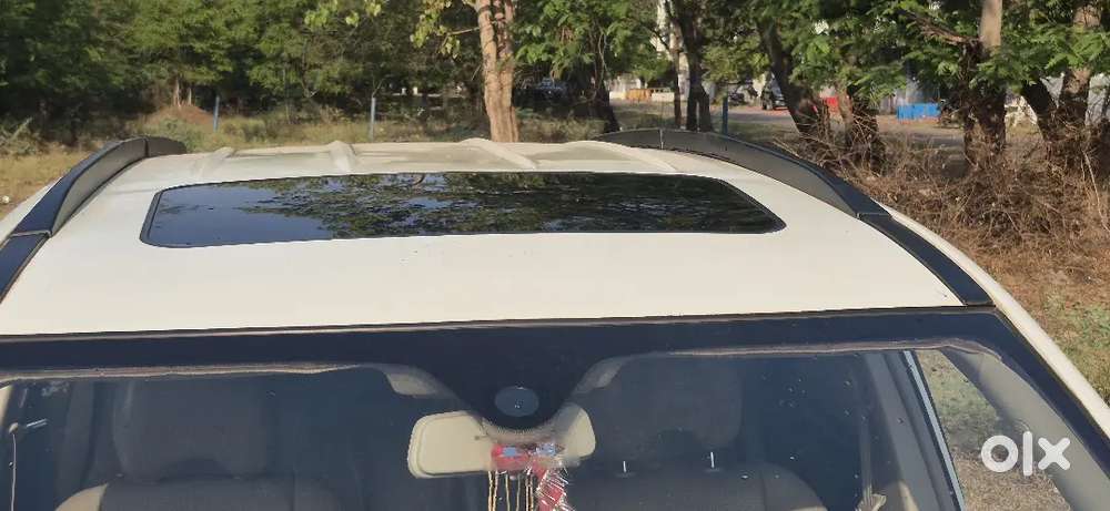 Xuv 500 W10 2015 Dec Exchange Also Availabel