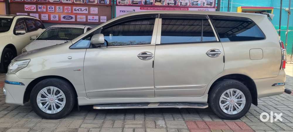 Toyota Innova 2.5 Gx 7 Str Bs-iii, 2015, Diesel