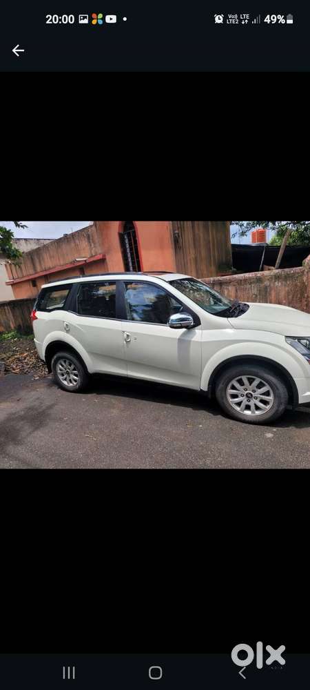 Mahindra Xuv 500 W10