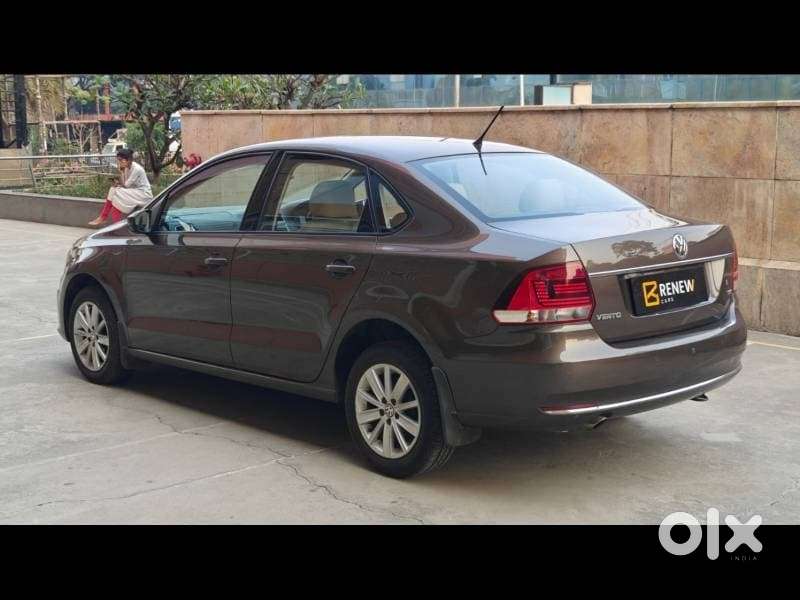 Volkswagen Vento 1.2 Tsi Highline Plus At, 2015, Petrol