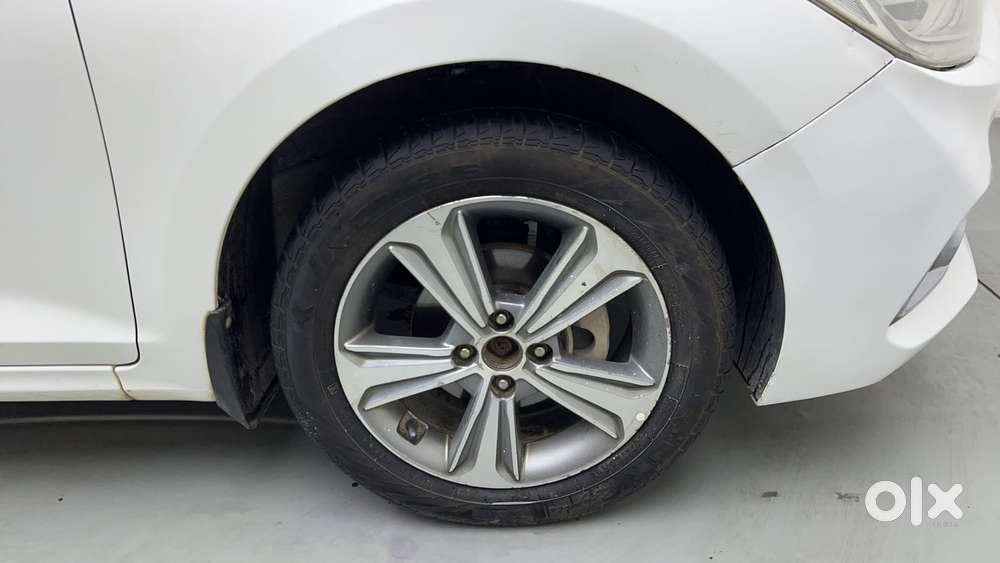 Hyundai Verna [2015-2017] Fluidic 4s 1.6 Crdi Sx (o) At, 2018, Petro..
