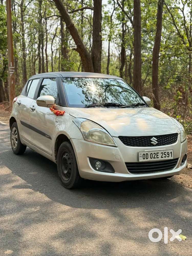 Maruti Suzuki Swift 2013 1.2 Vxi Rs