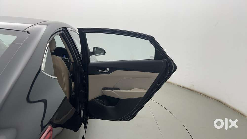 Hyundai Verna [2015-2017] Fluidic 4s 1.6 Crdi Sx (o) At, 2018, Petro..