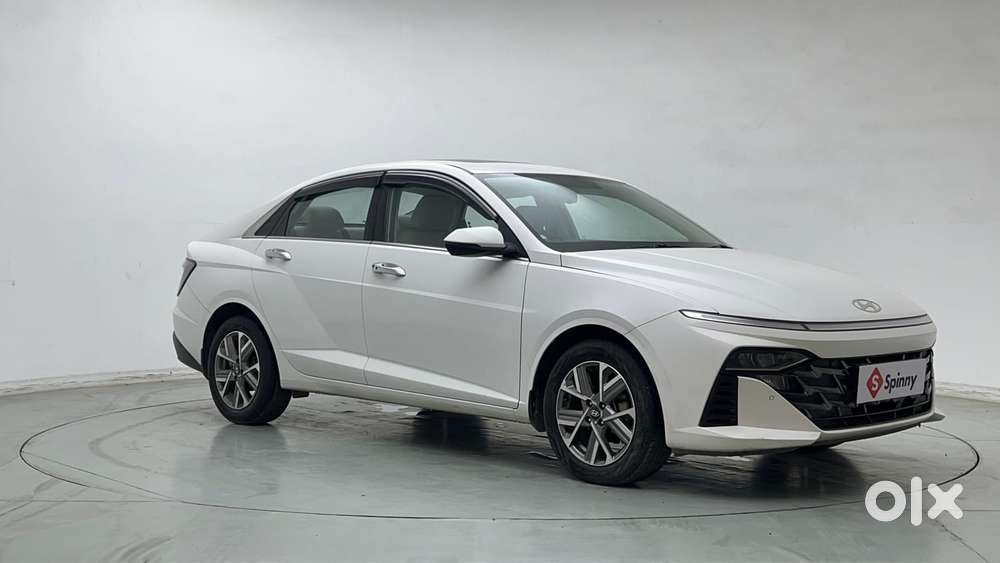 Hyundai Verna 1.5 Sx (o) Petrol Mt, 2023, Petrol