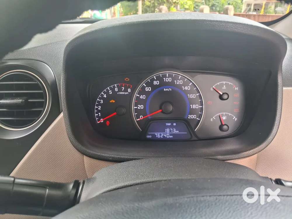 Hyundai Grand I10 Sportz 2015