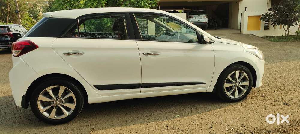 Hyundai New I20 1.2 Asta (o) Mt Dual Tone, 2014, Diesel