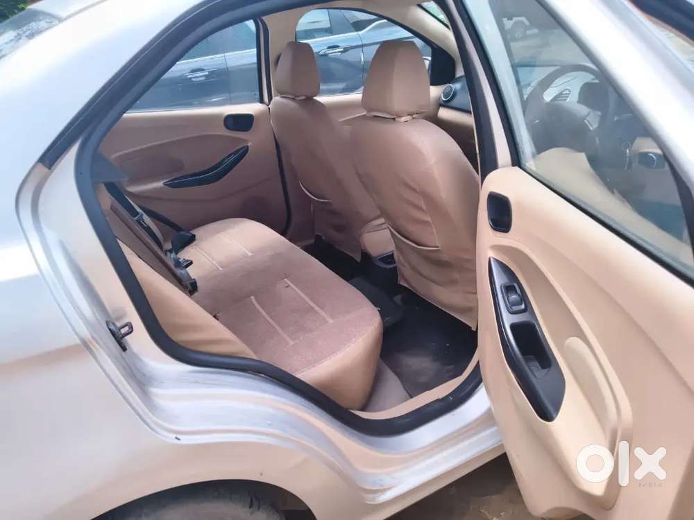 Ford Figo Aspire 2015trend Petrol1st Owner51km
