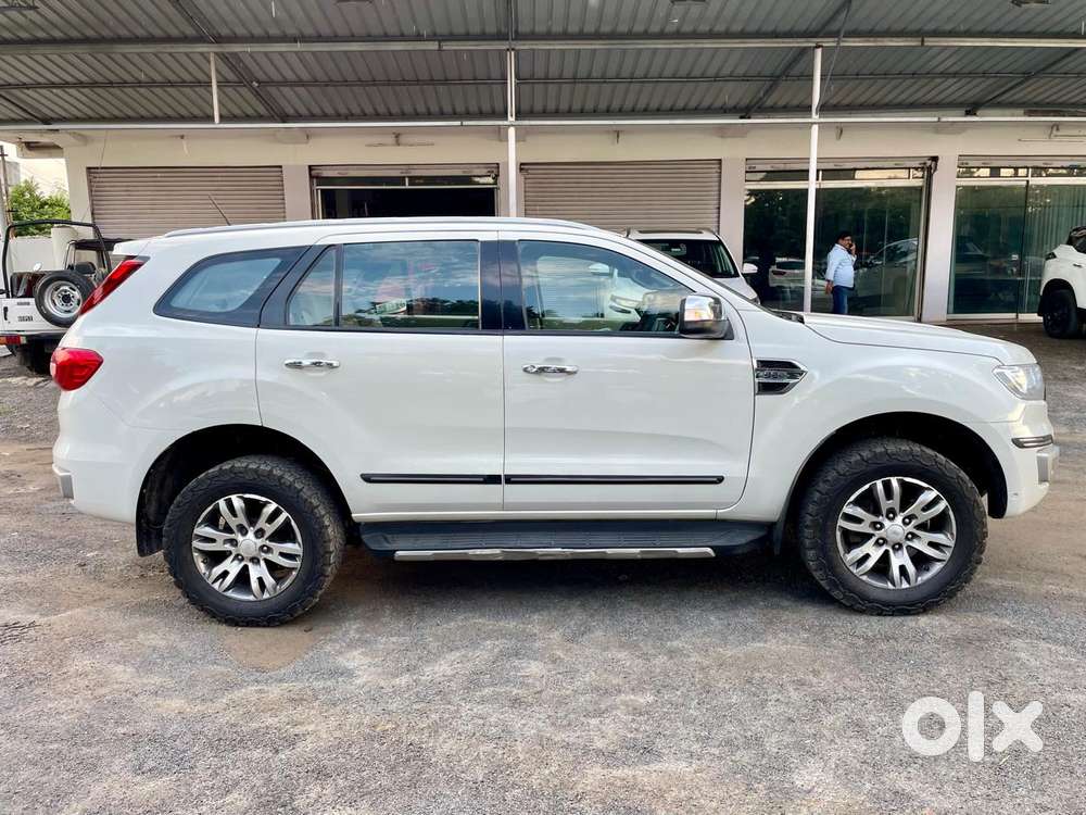 Ford Endeavour 3.2 Titanium At 4x4, 2017, Diesel
