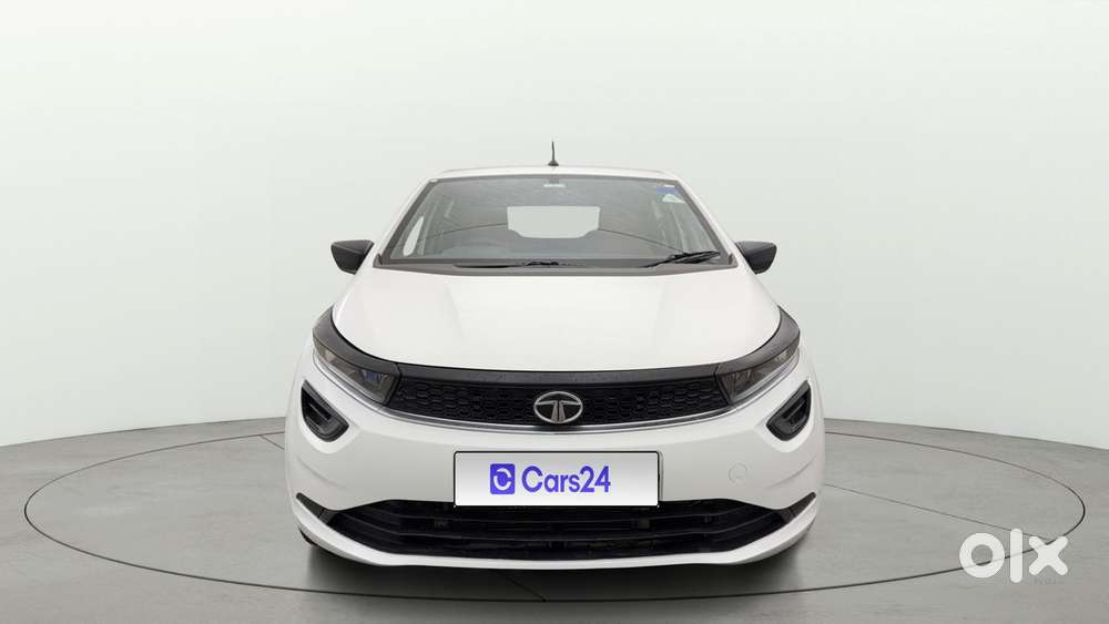 Tata Altroz 1.2 Xe, 2021, Petrol