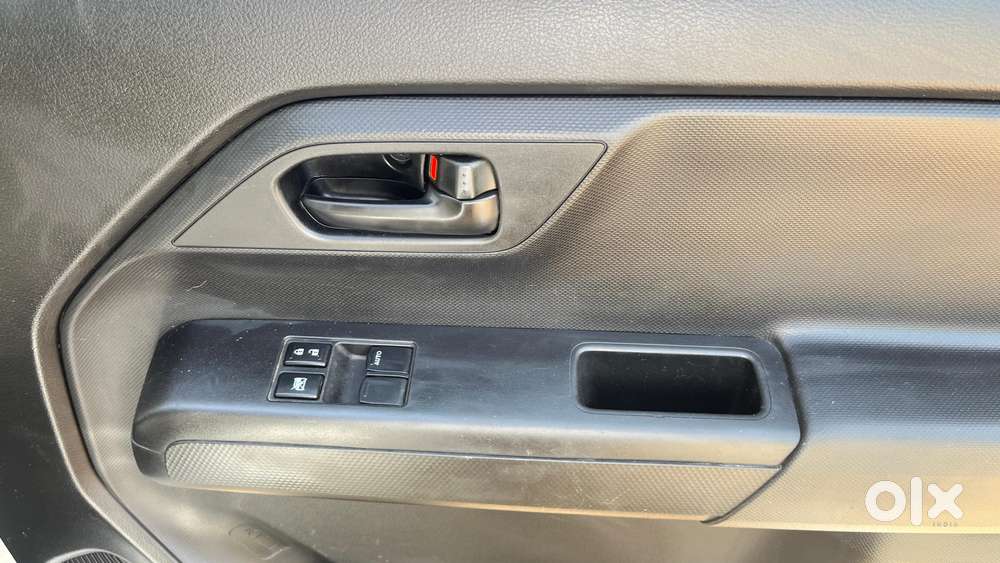 Maruti Suzuki Wagon R Lxi 1.0, 2022, Petrol